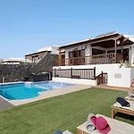 Villa Peaky