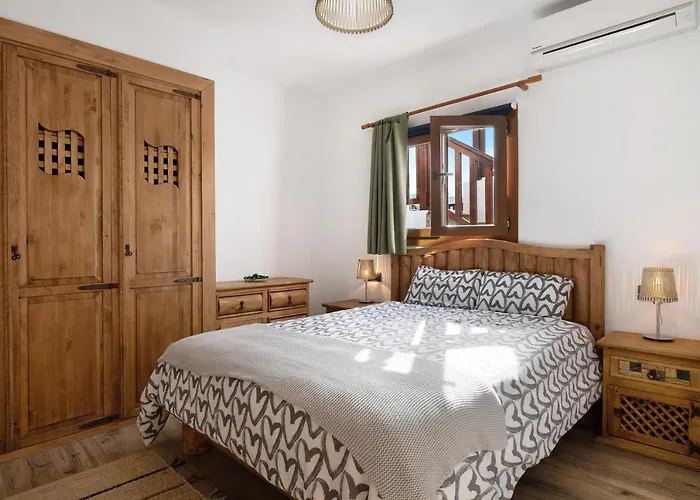 Peaky 别墅 雅伊萨